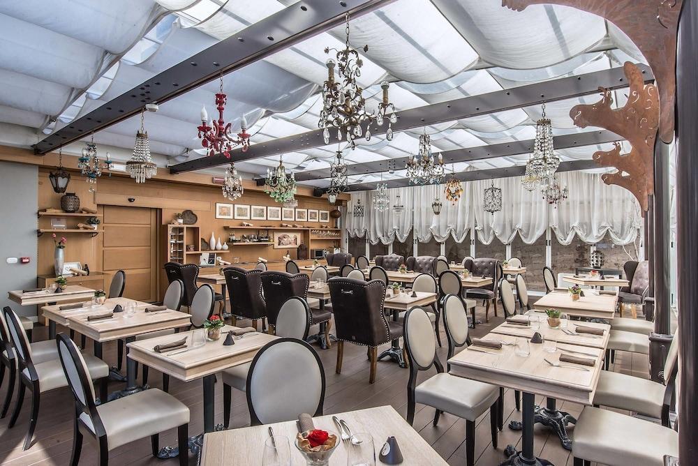 Hotel Caravel Roma Esterno foto