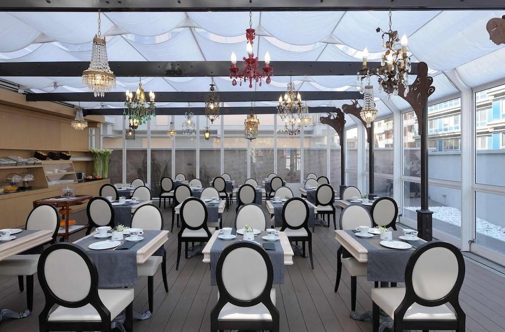 Hotel Caravel Roma Esterno foto